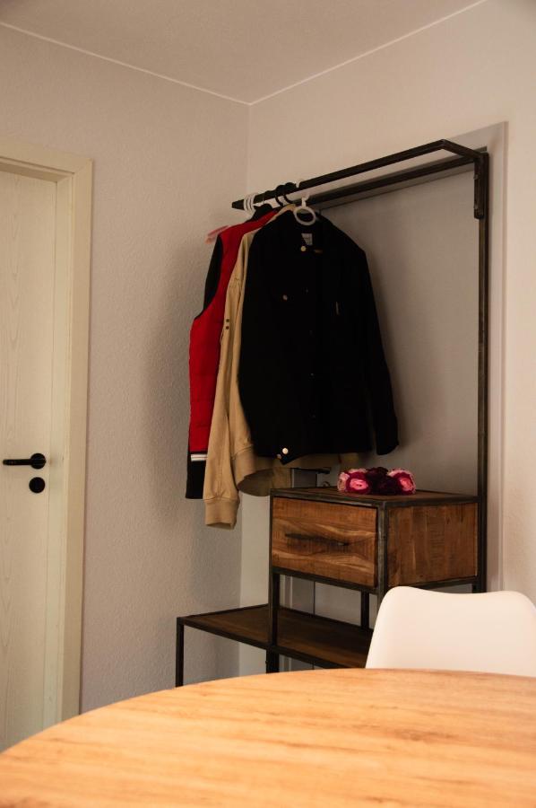 Naturnahe Schoene Neu Gestaltete Ferienwohnung Wurselen Exterior photo