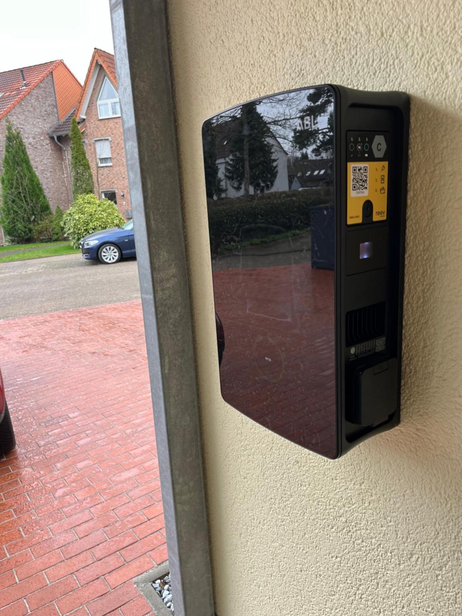 Naturnahe Schoene Neu Gestaltete Ferienwohnung Wurselen Exterior photo